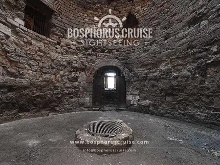 Istanbul Multicultural Heritage Tour and Bosphorus Sunset Cruise