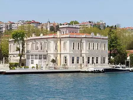 Private Bosphorus Architecture Cruise in Istanbul | Palaces, Yalıs & Waterfront Mosques Gallery
