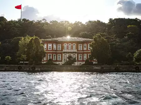 Private Bosphorus Architecture Cruise in Istanbul | Palaces, Yalıs & Waterfront Mosques Gallery