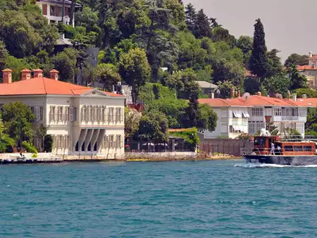 Private Bosphorus Architecture Cruise in Istanbul | Palaces, Yalıs & Waterfront Mosques Gallery