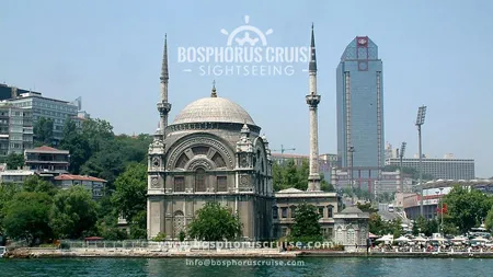 Dolmabahce Palace Tour and Bosphorus Yacht Cruise