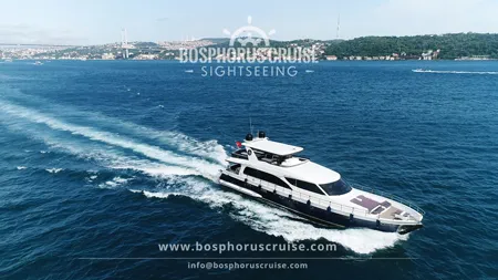 Dolmabahce Palace Tour and Bosphorus Yacht Cruise